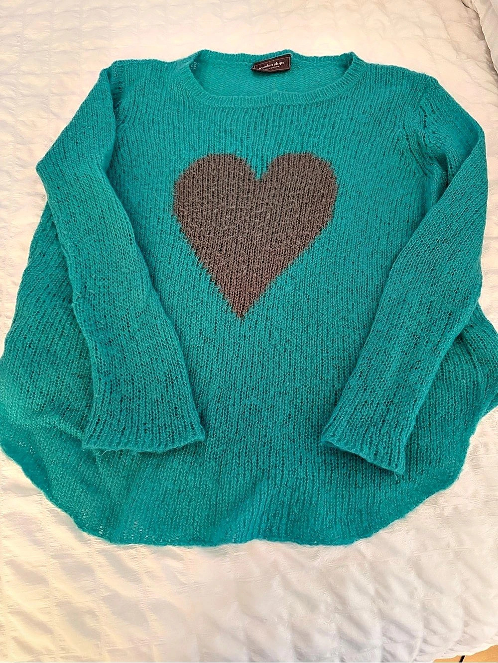 Wooden Ships Heart Crewneck Sweater in Blue. Great condition - size is s/m